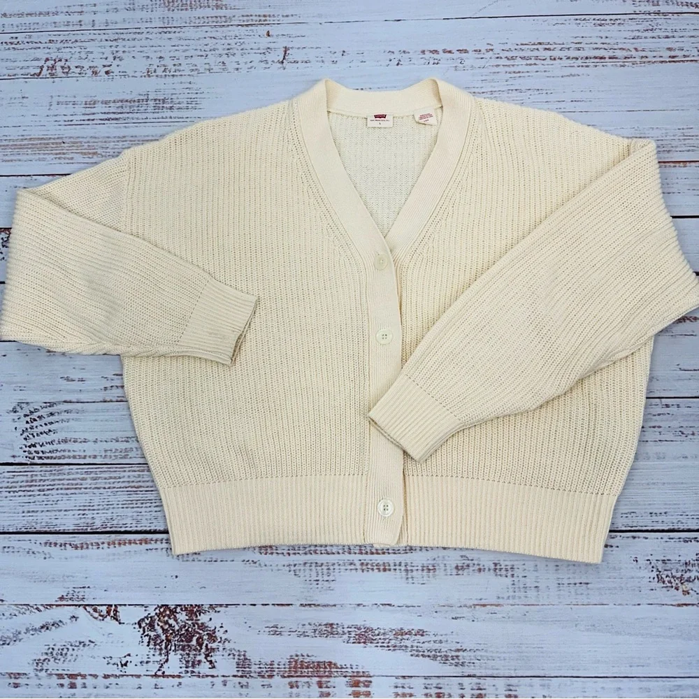 Levi’s Women’s size Large Cream Cyrus Button Down Cardigan Sweater